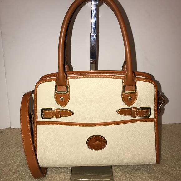 Dooney & Bourke Handbags - Dooney & Bourke Handbag